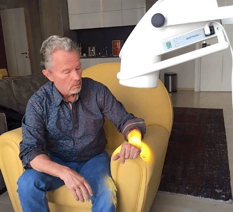 HIPERSVETLOSNA TERAPIJA BIOPTRON POMAŽE SLAVNIMA U SVETU I KOD NAS (DRUGI DEO)